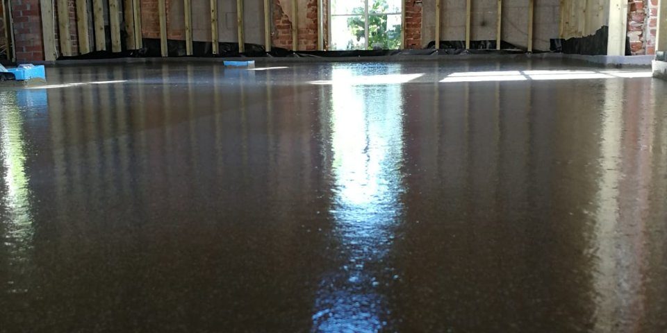 quick drying liquid screed suffolk